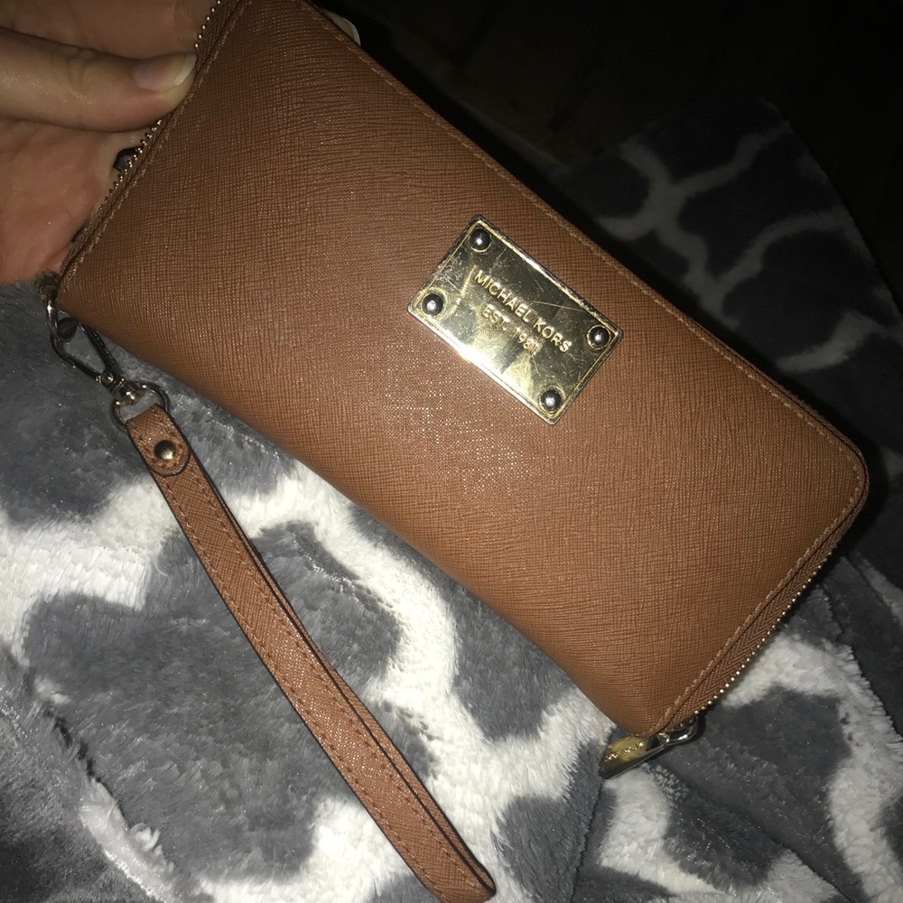 MK Wristlet